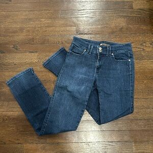 Levi’s Mid Rise Skinny Jean, Size 6, LIKE NEW